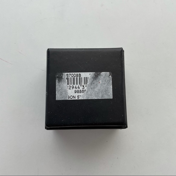 NIB Ariella Cubic Zirconia Earrings - Picture 2 of 3